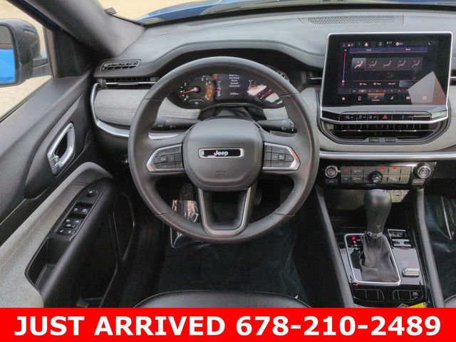Used 2024 Jeep Compass Latitude image 15
