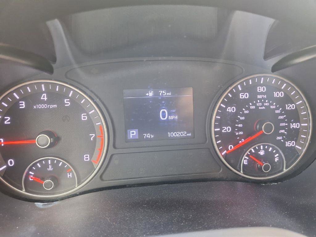 Used 2019 Kia Optima LX FWD image 2