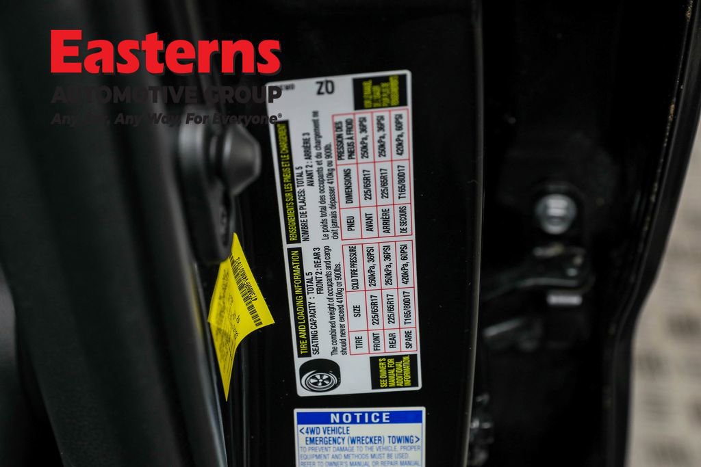 Used 2021 Toyota RAV4 LE image 33