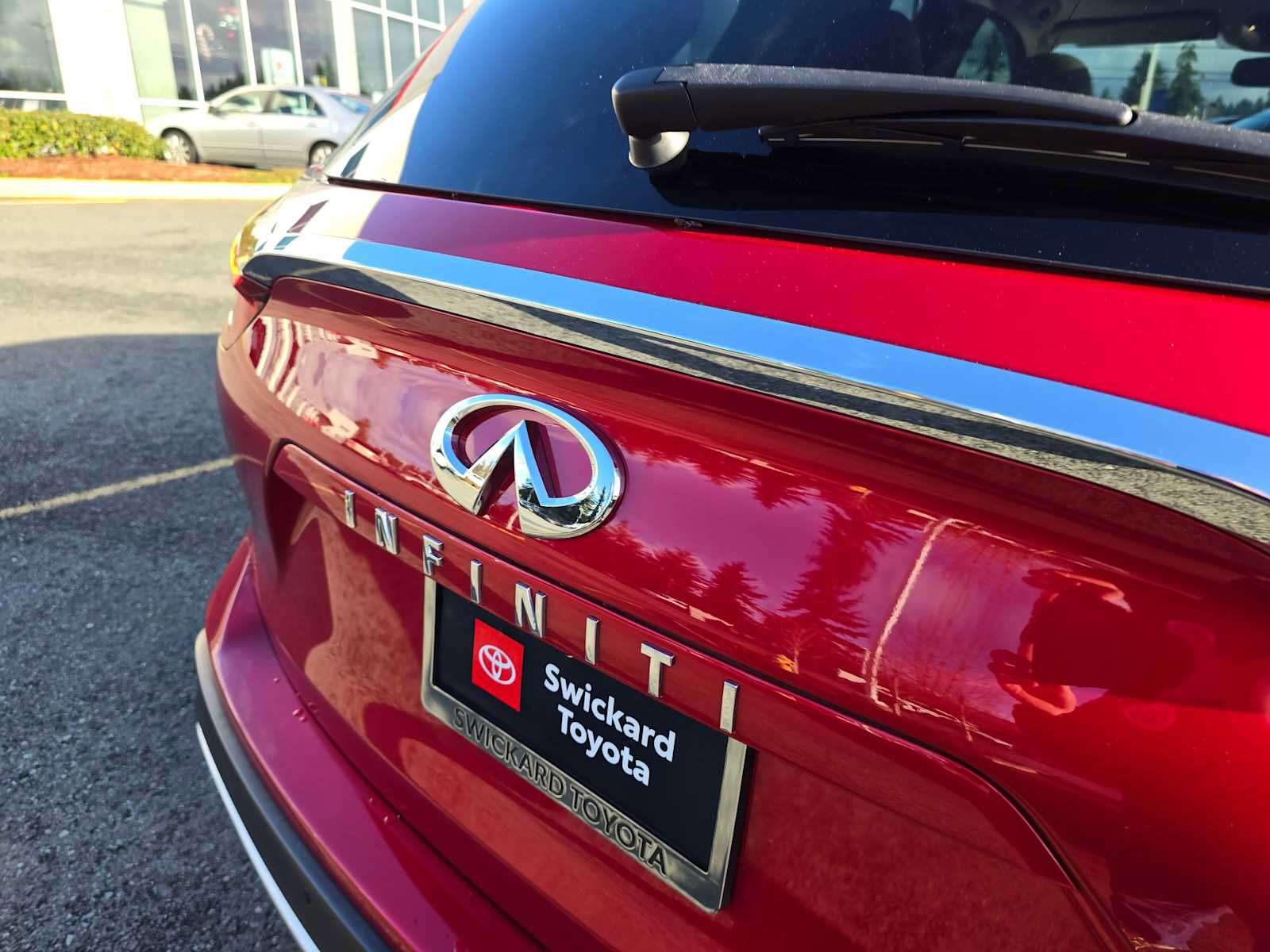 Used 2022 INFINITI QX50 Sensory image 17