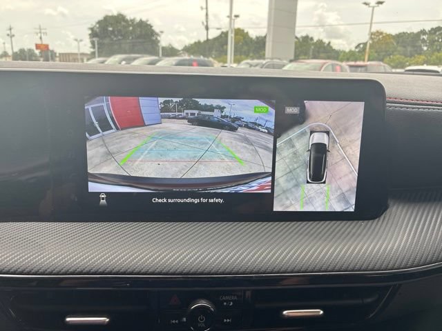 Used 2025 Nissan Kicks SR FWD image 25