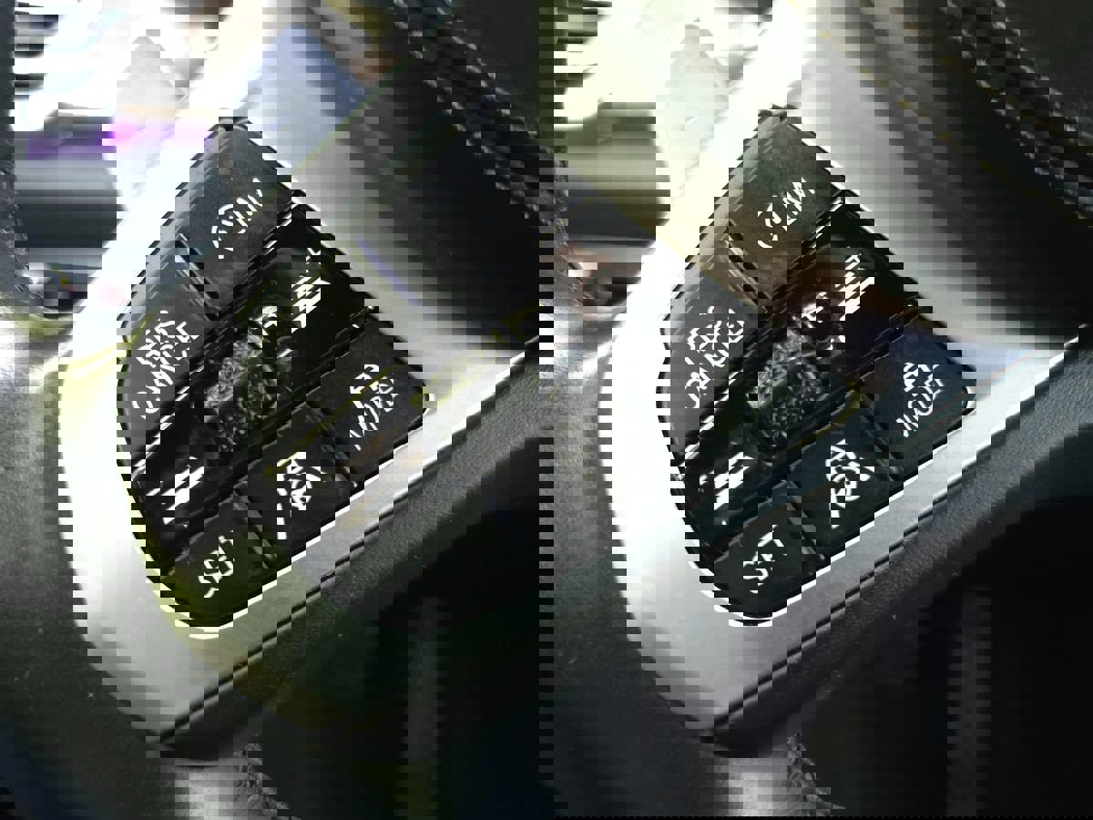 Used 2021 BMW X5 sDrive40i w/ M Sport Package image 32