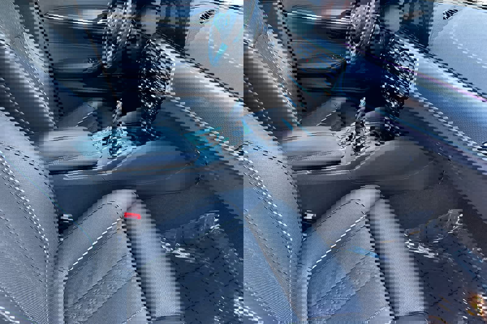 Used 2021 BMW 540i w/ Executive Package image 16