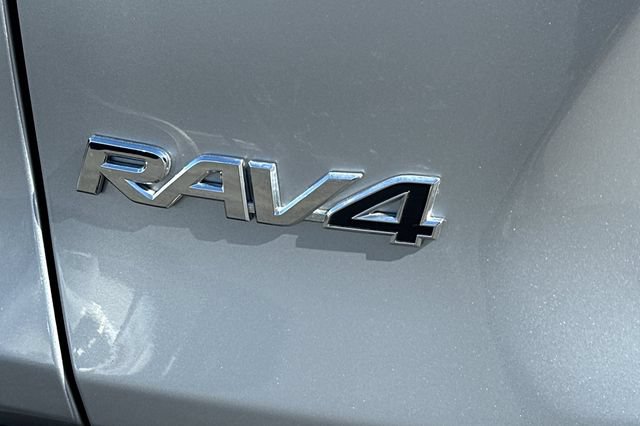 Certified 2025 Toyota RAV4 XLE w/ Convenience Package AWD/4WD image 32