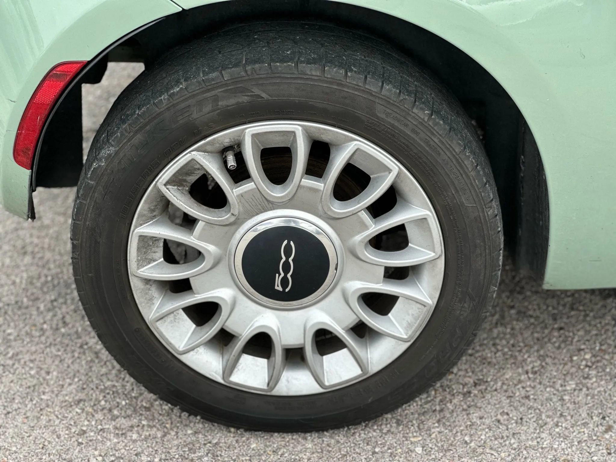 Used 2015 FIAT 500 Lounge w/ Luxury Leather Package image 20