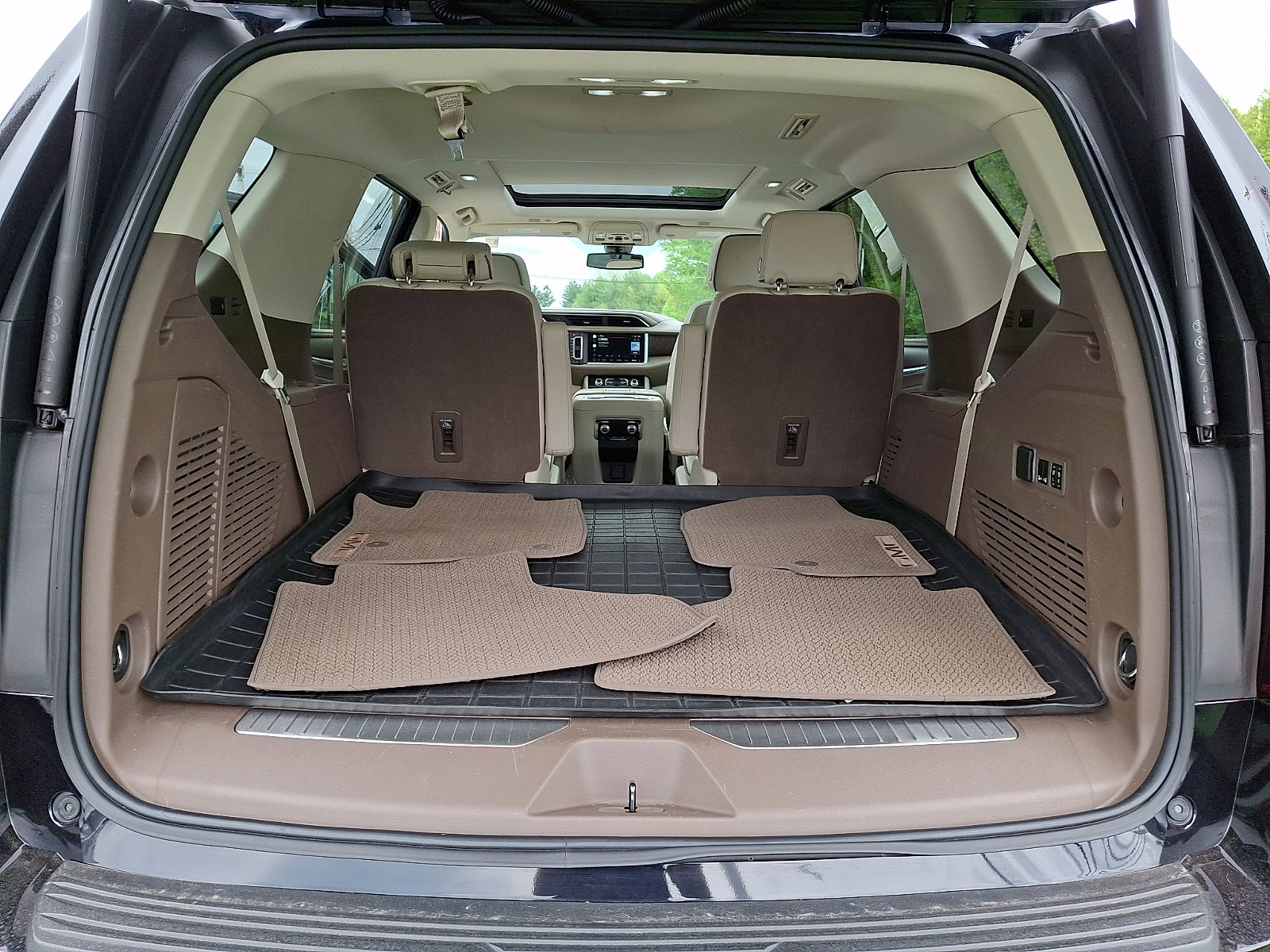Used 2022 GMC Yukon Denali AWD/4WD image 30