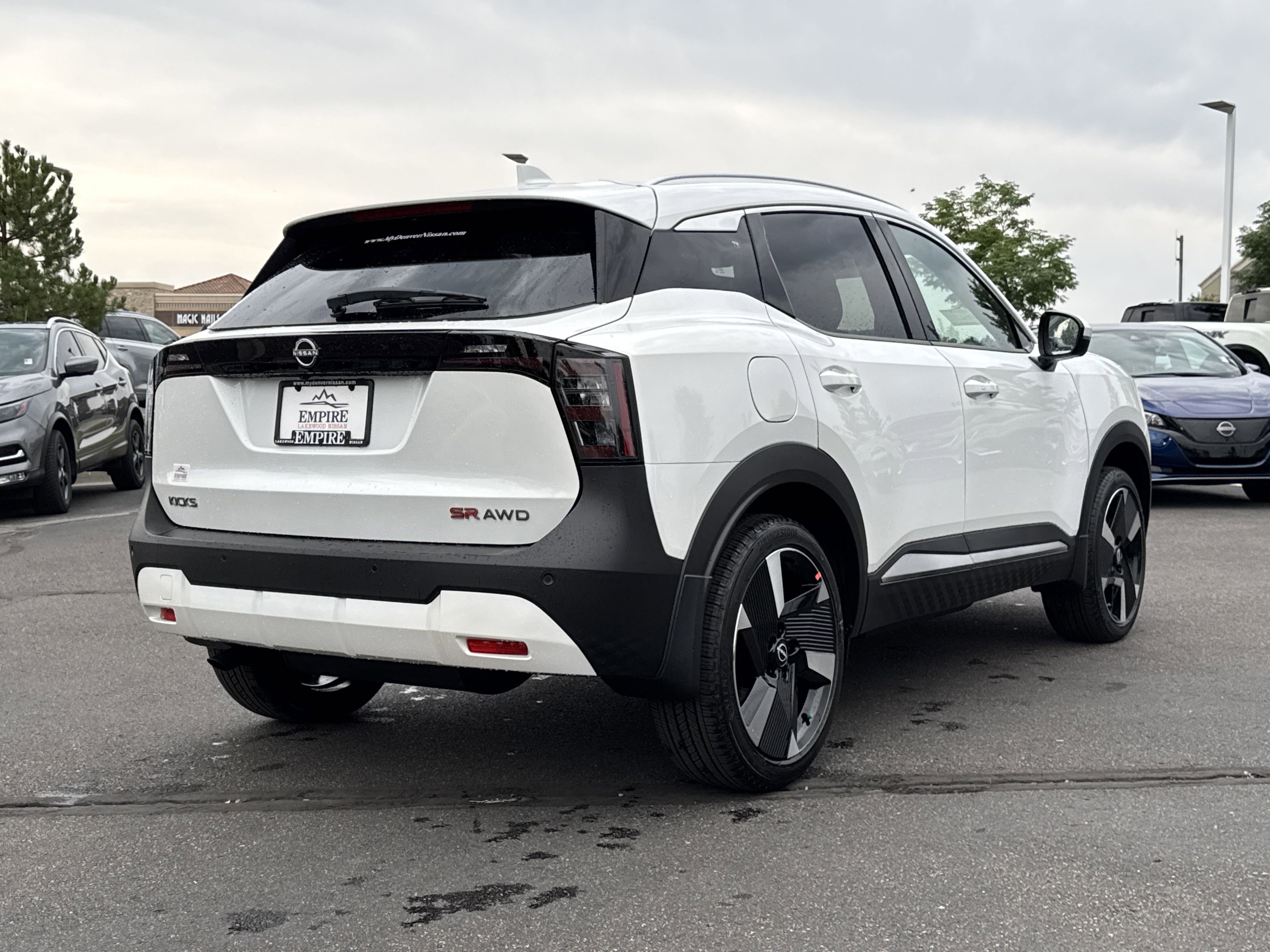 New 2025 Nissan Kicks SR w/ SR Premium Package image 3