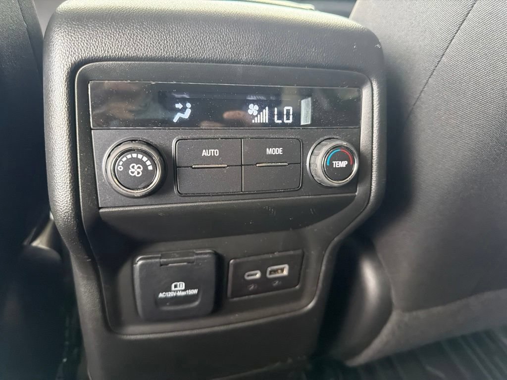 Used 2023 GMC Acadia SLE w/ Driver Convenience Package FWD image 29