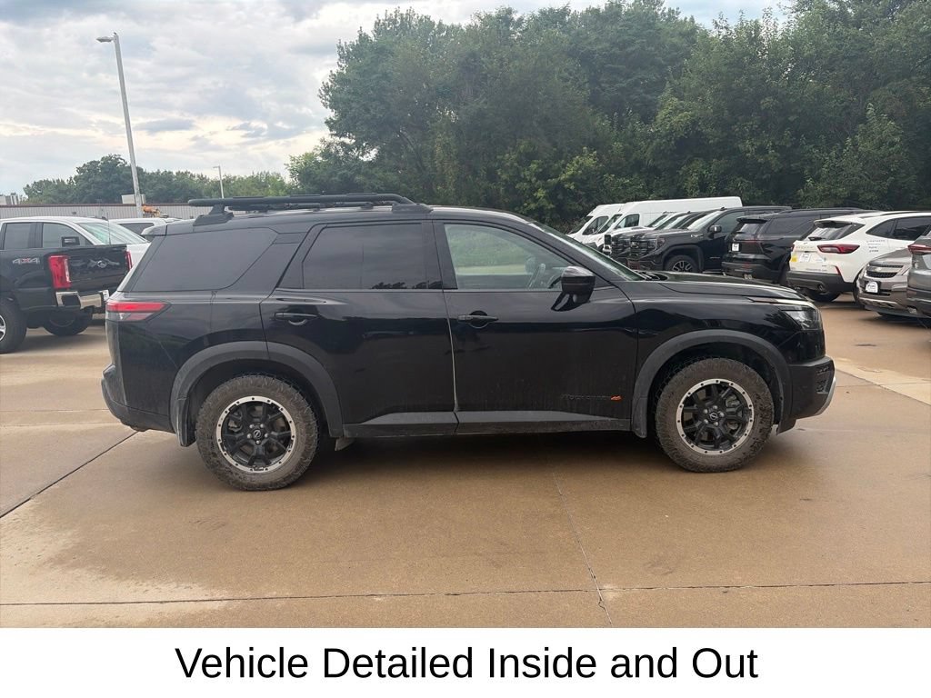Used 2023 Nissan Pathfinder Rock Creek AWD/4WD image 7