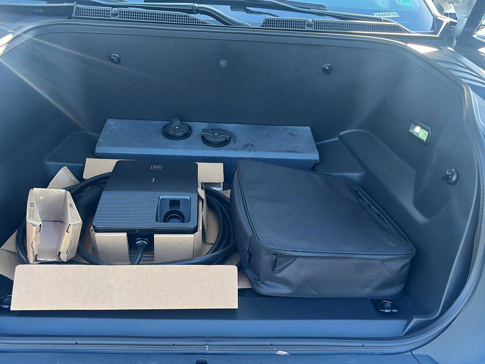 New 2026 Chevrolet Silverado EV LT image 11