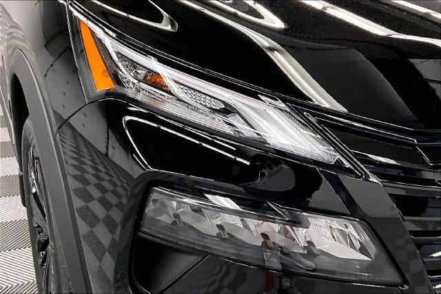 New 2026 Nissan Rogue Dark Armor FWD image 14