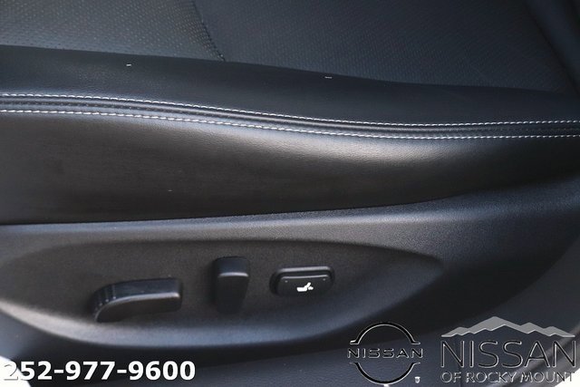 Used 2023 INFINITI Q50 Luxe w/ Cargo Package image 16