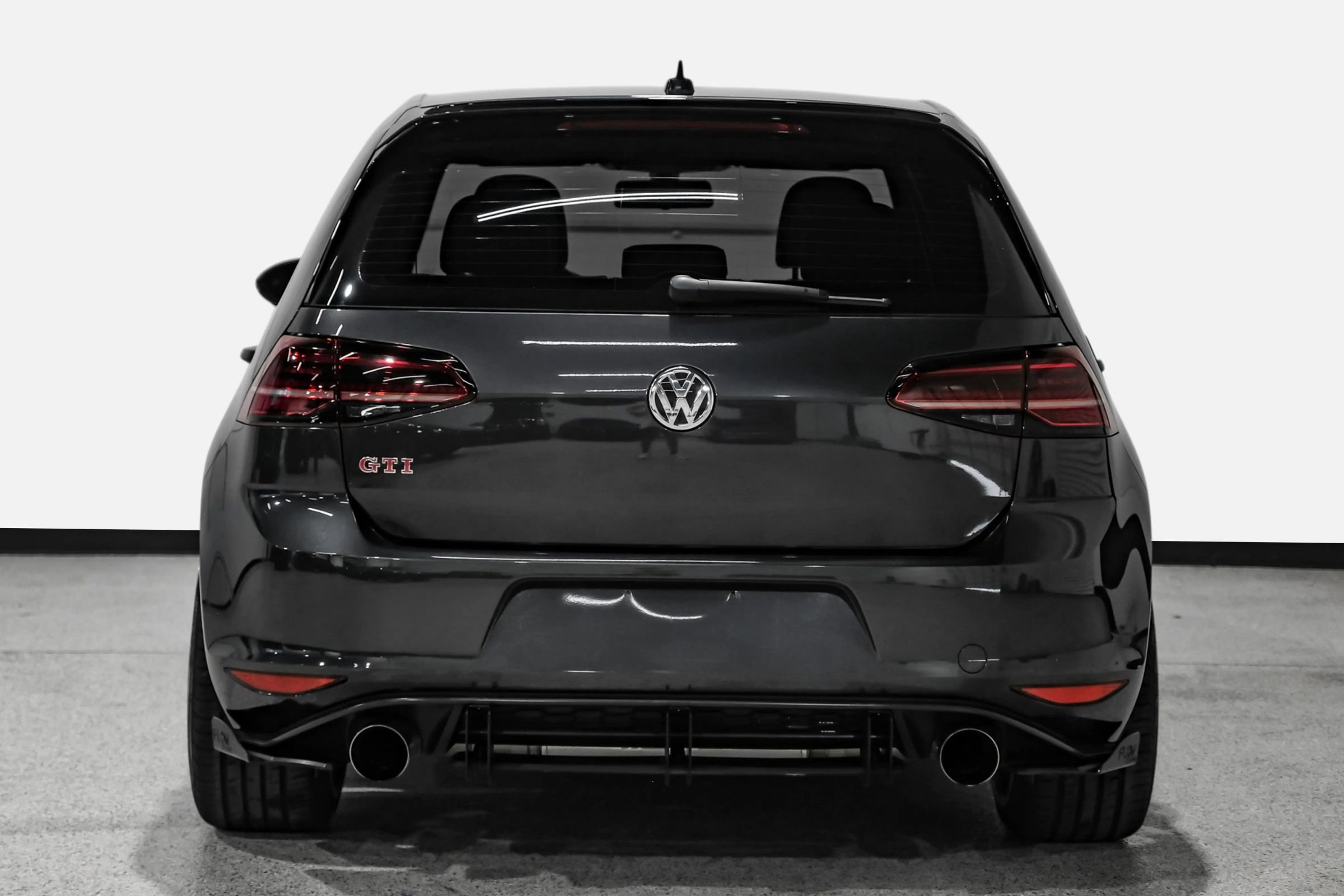 Used 2017 Volkswagen GTI Autobahn FWD image 7