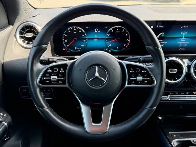 Certified 2022 Mercedes-Benz GLA 250 4MATIC image 13