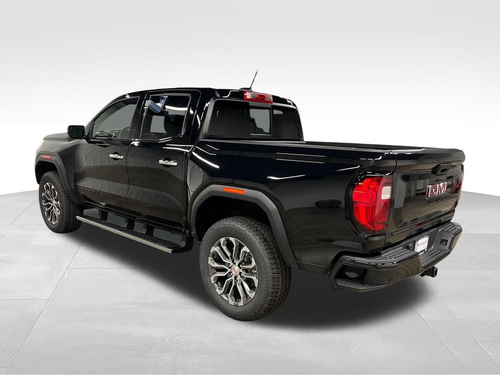 New 2026 GMC Canyon Denali w/ LPO, Black Badging Package AWD/4WD image 6