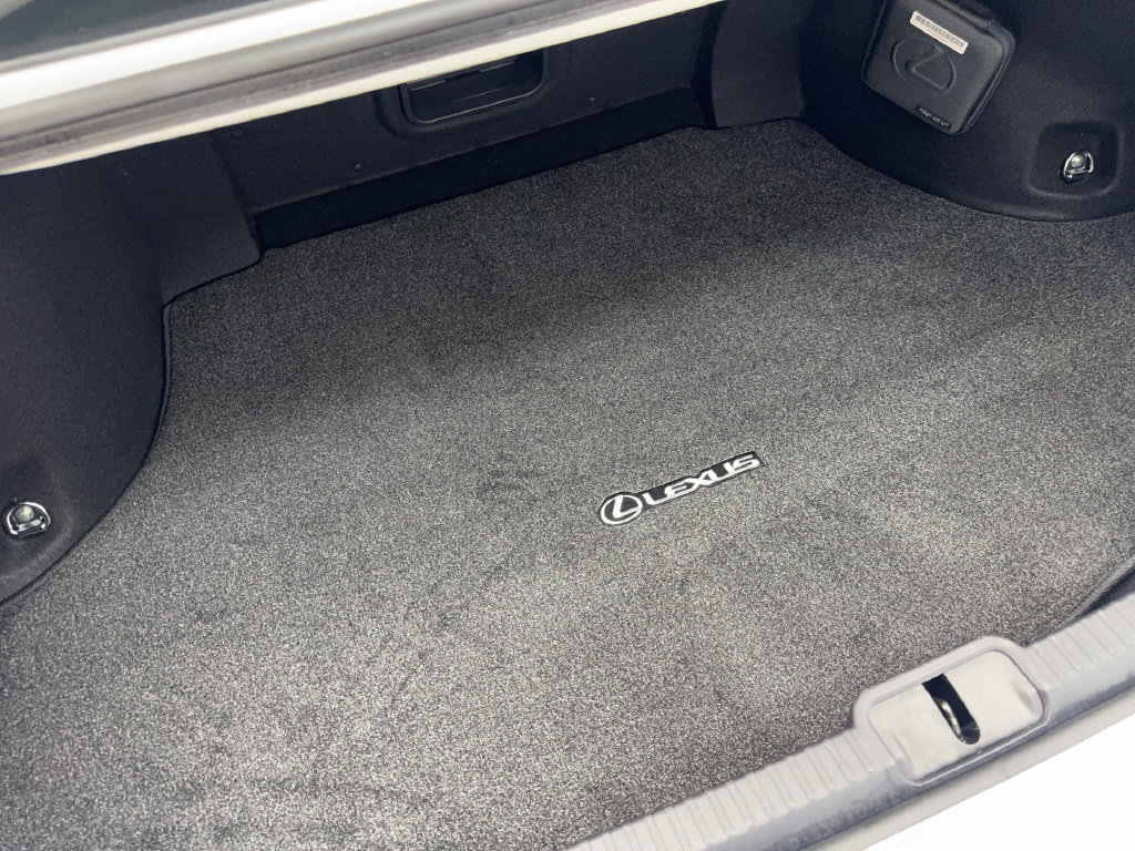 Used 2025 Lexus ES 300h w/ Premium Package FWD image 82