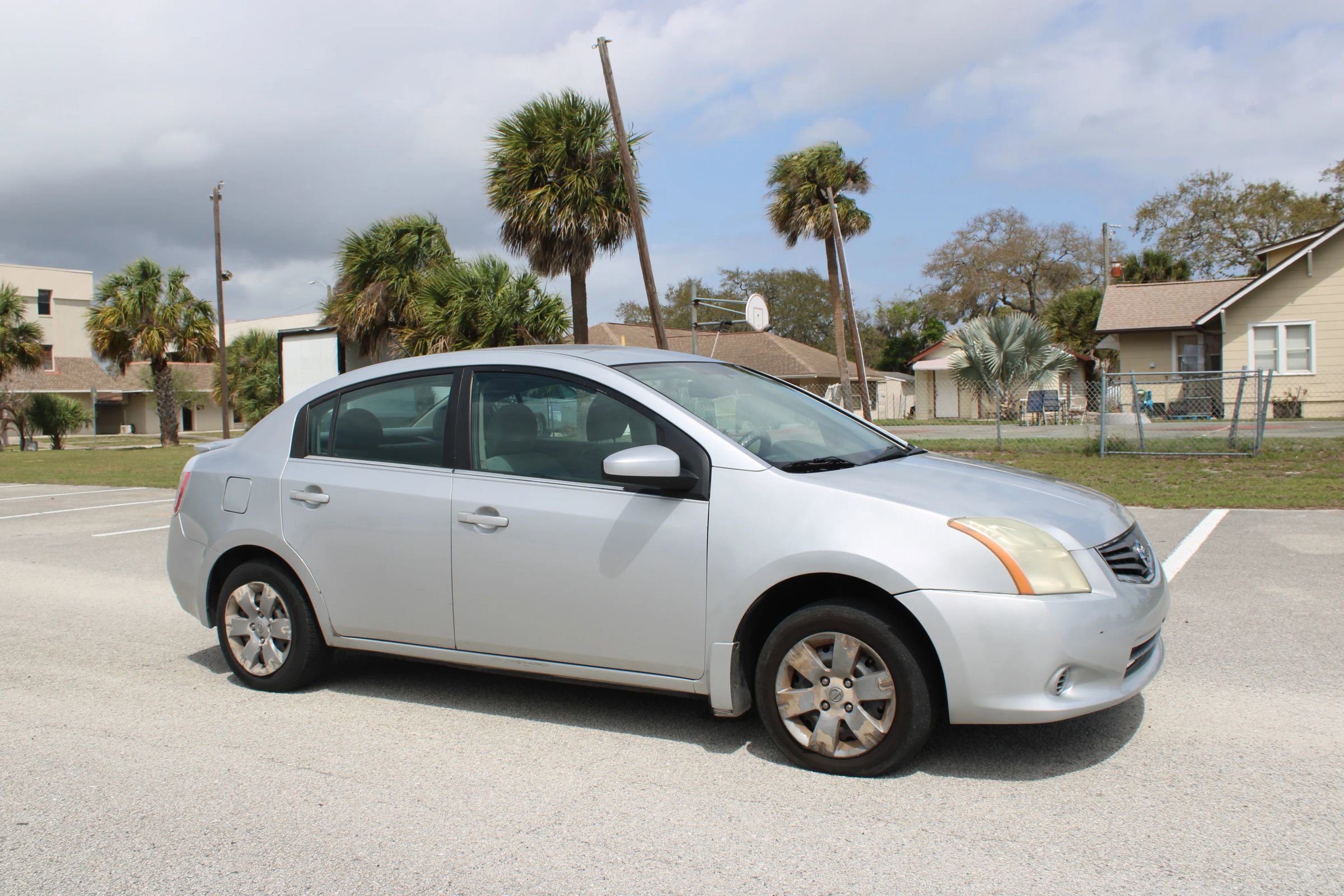 Used 2011 Nissan Sentra 2.0 image 19