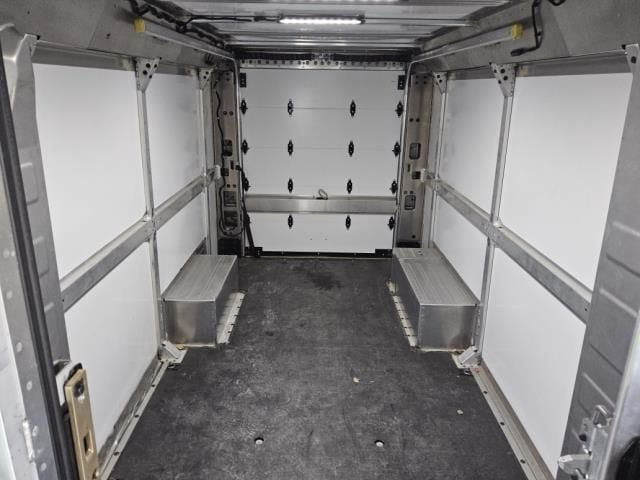 Used 2024 Chevrolet Brightdrop 600 w/ Commercial Equipment Package AWD/4WD image 5