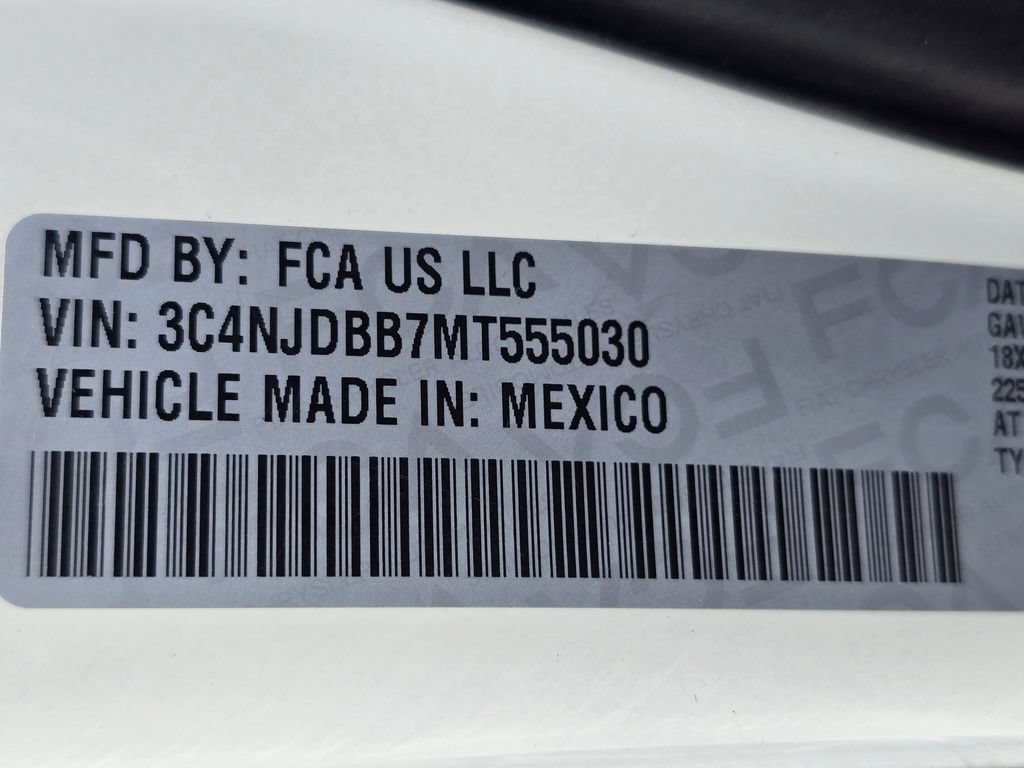 Used 2021 Jeep Compass Latitude AWD/4WD image 38