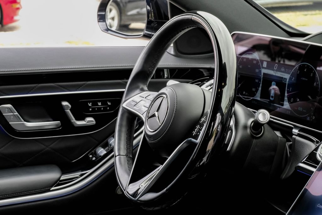 Used 2022 Mercedes-Benz S 580 4MATIC Sedan image 13