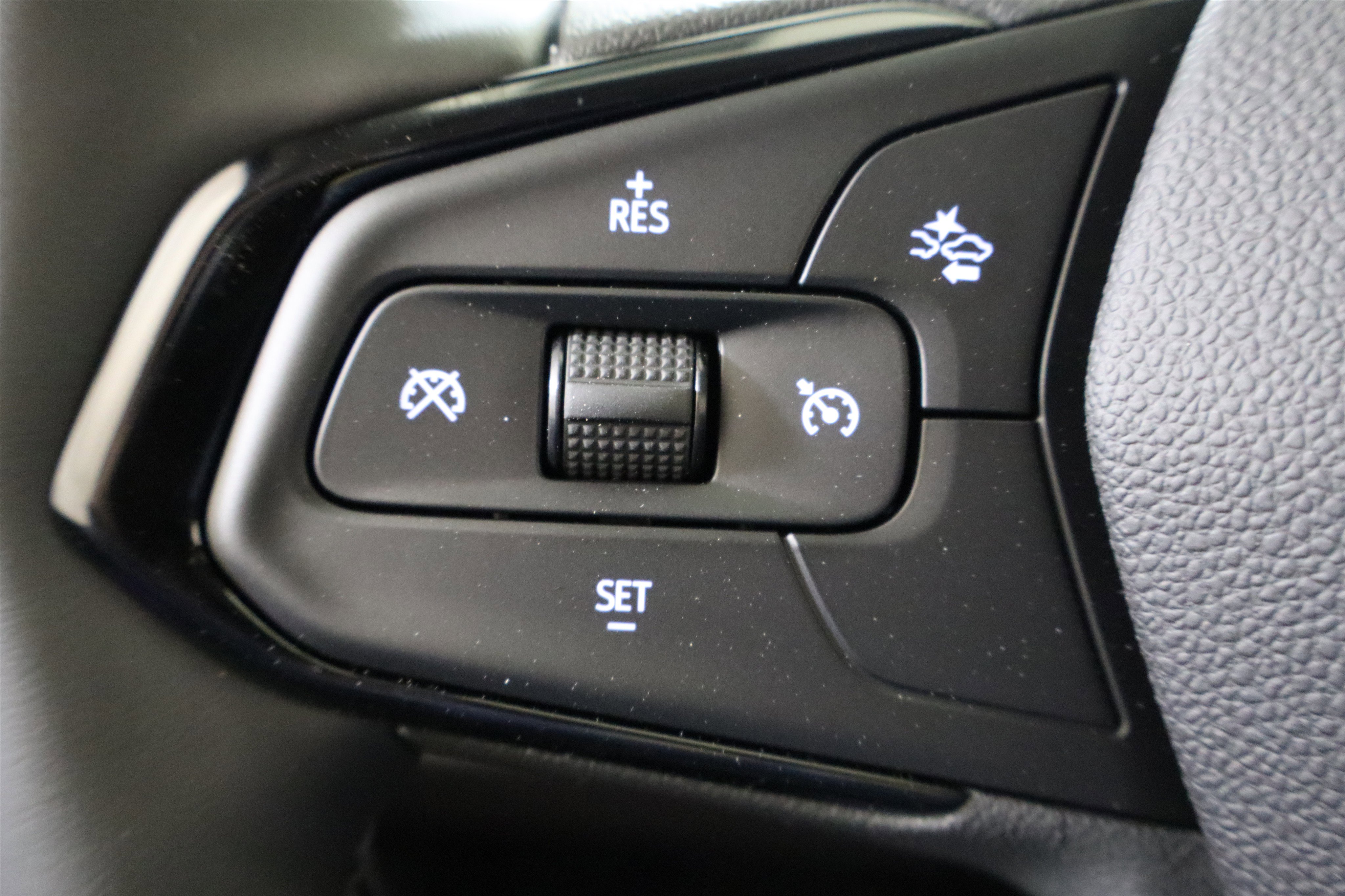 New 2027 Chevrolet Bolt RS image 28