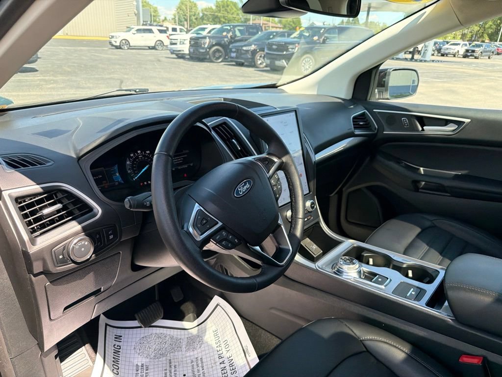 Used 2024 Ford Edge SEL w/ Convenience Package AWD/4WD image 10