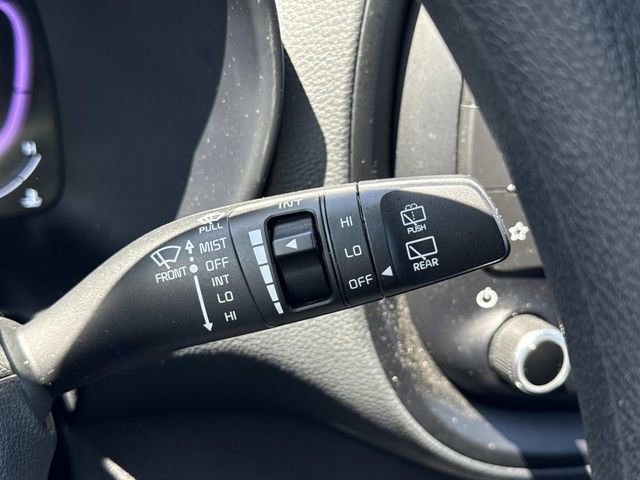 Used 2025 Kia Soul LX w/ LX Technology Package image 25