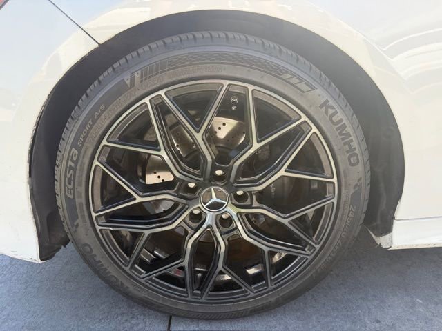 Used 2015 Mercedes-Benz E 350 Sedan image 4