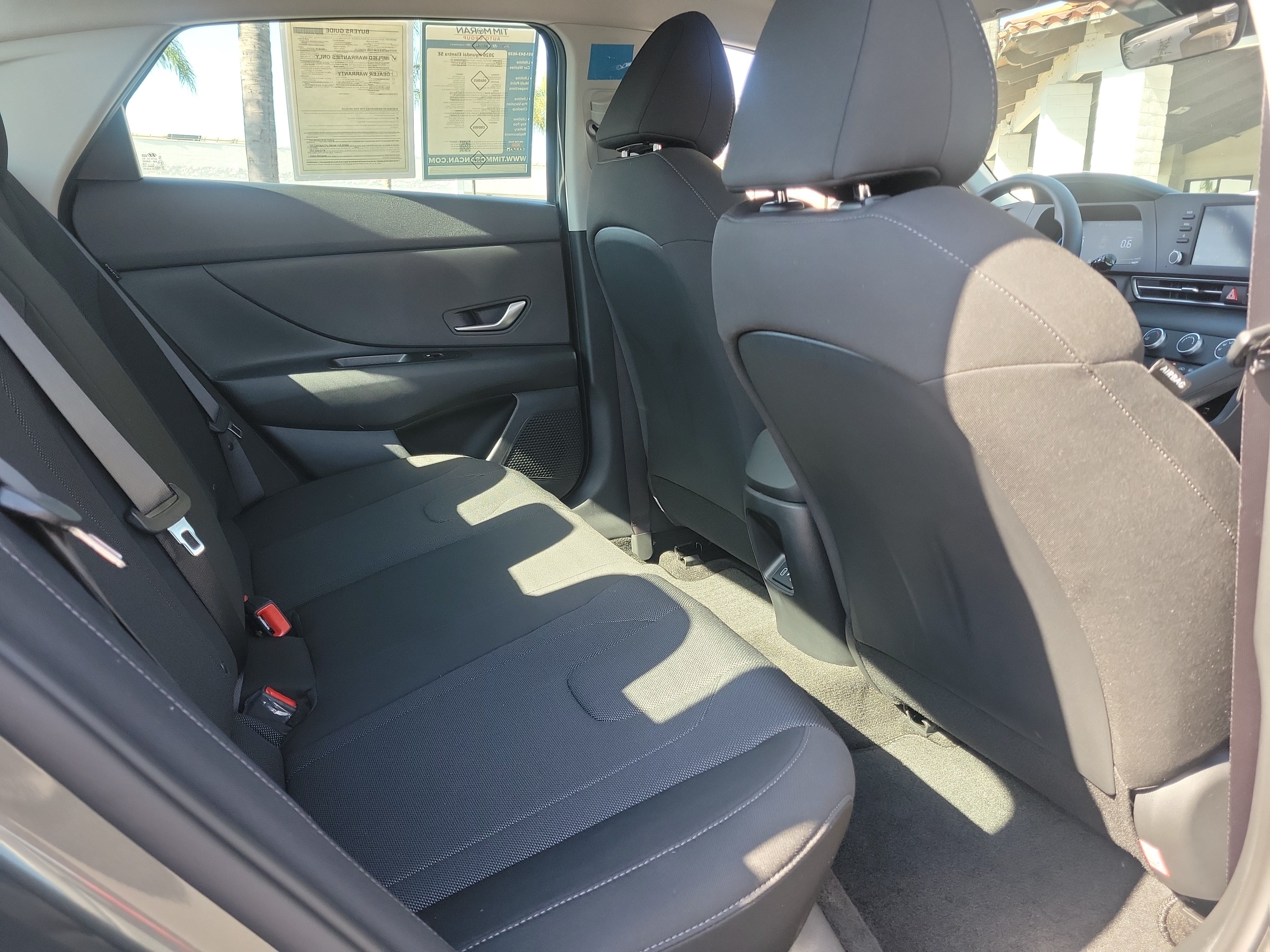 Certified 2026 Hyundai Elantra SE w/ Cargo Package FWD image 23