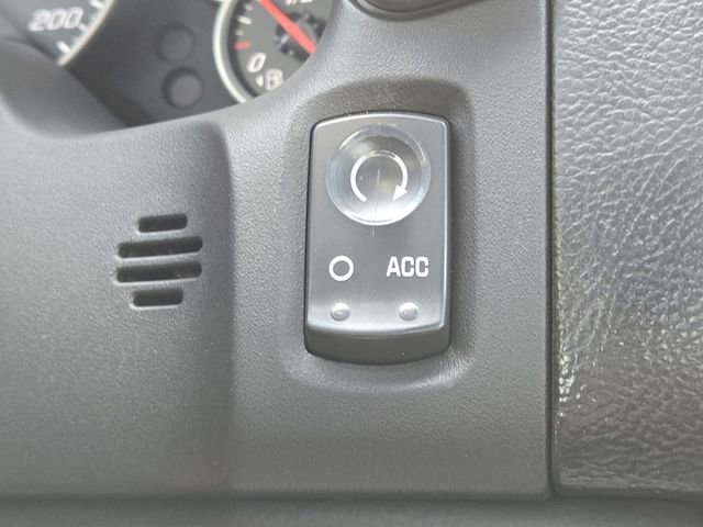 Used 2005 Chevrolet Corvette Coupe w/ Preferred Equipment Group RWD image 13