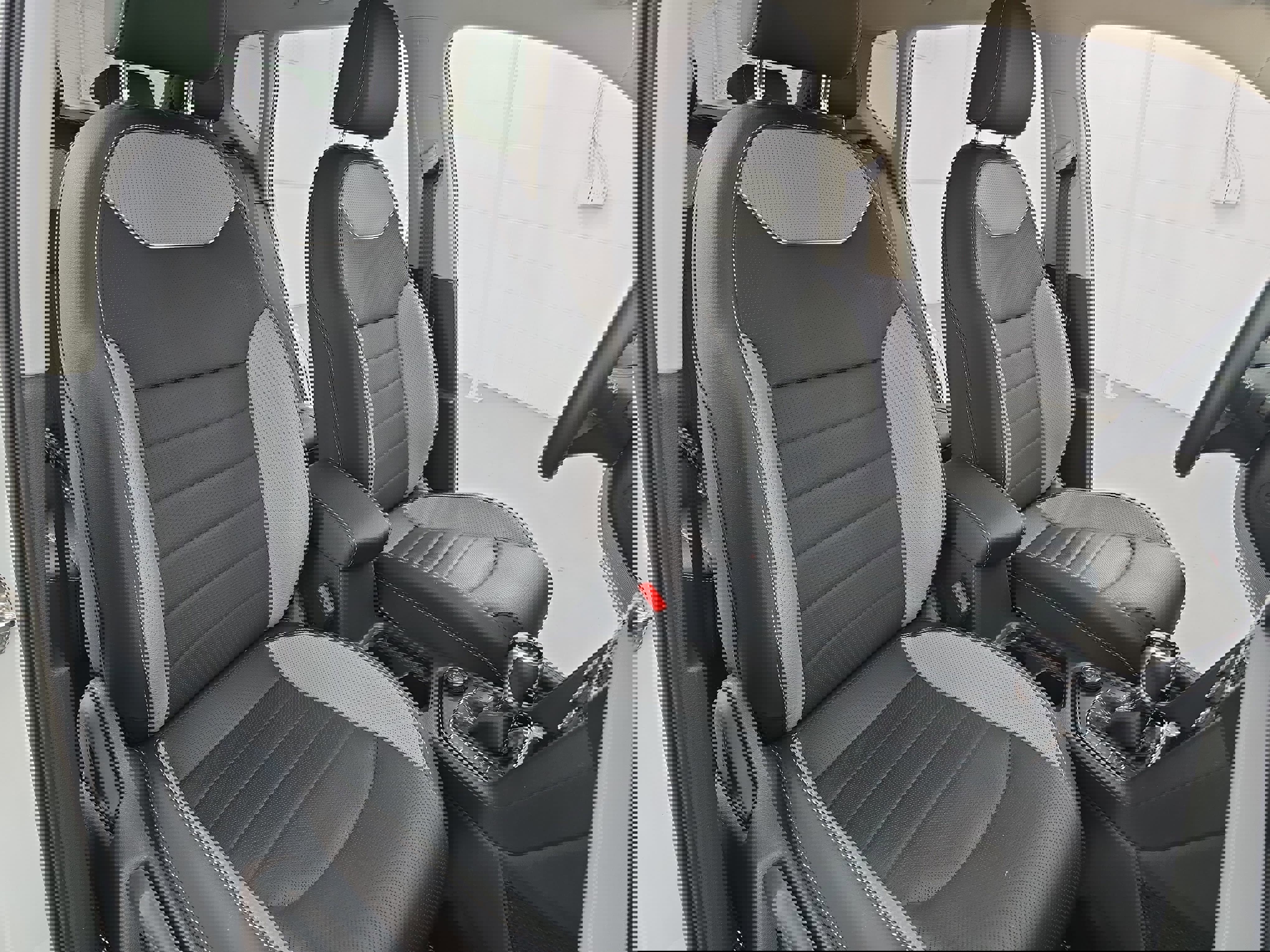 Certified 2024 Volkswagen Taos SEL image 10