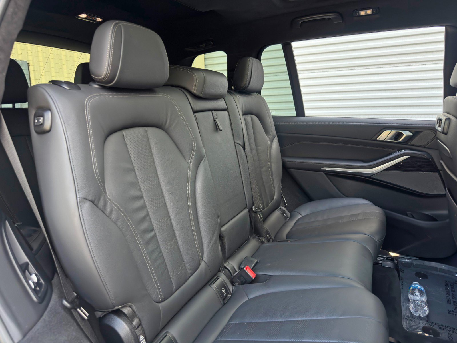 Used 2020 BMW X7 xDrive40i w/ M Sport Package AWD/4WD image 44