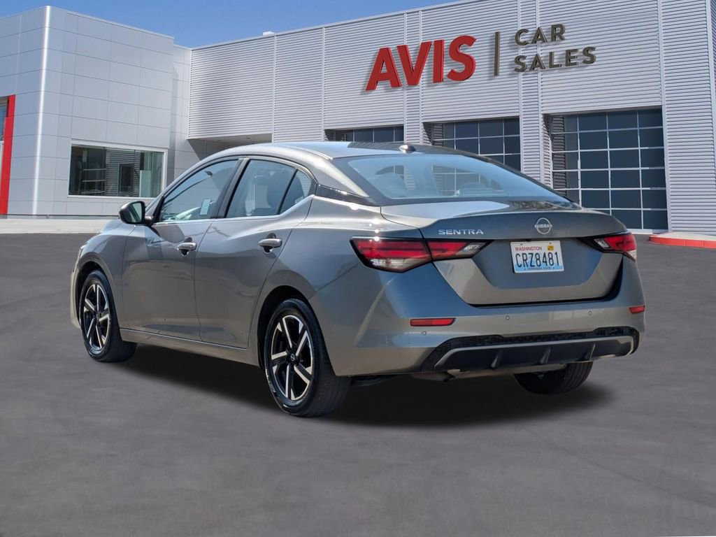 Used 2025 Nissan Sentra SV FWD image 9