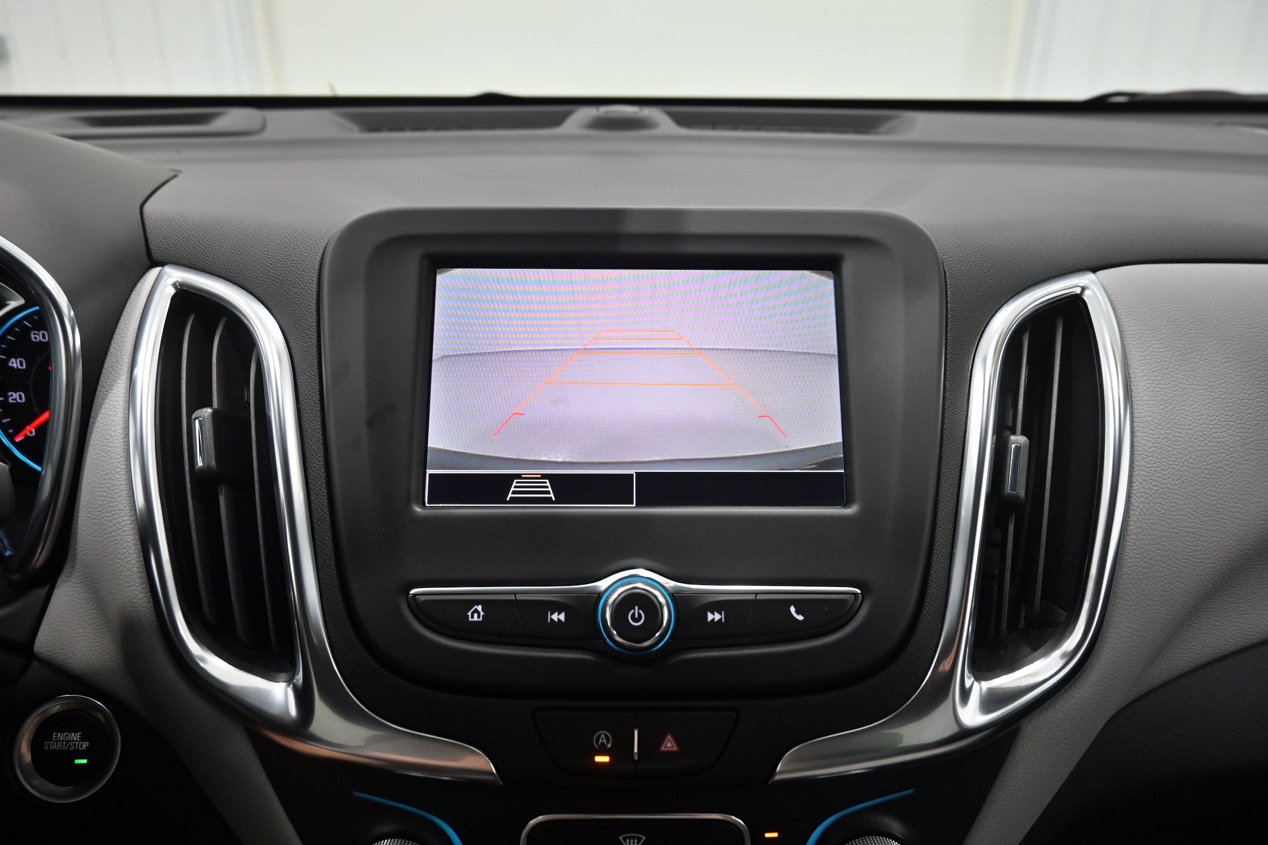 Used 2024 Chevrolet Equinox LS w/ LS Convenience Package FWD image 15