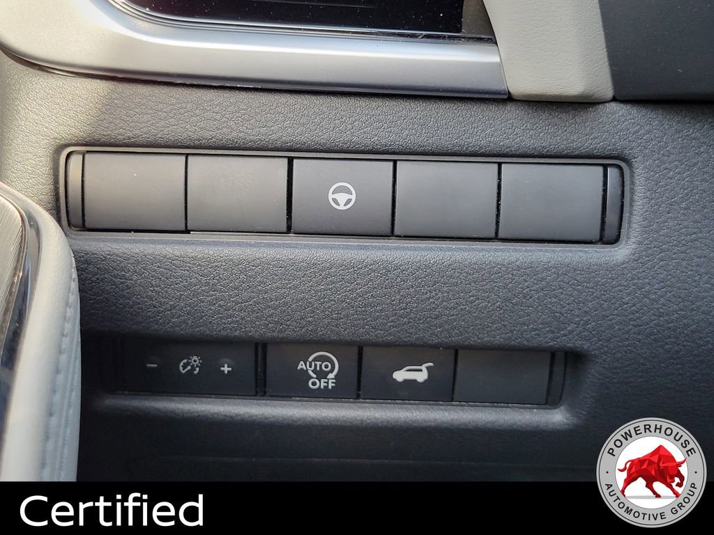 Used 2024 Nissan Rogue SL w/ SL Premium Package image 29