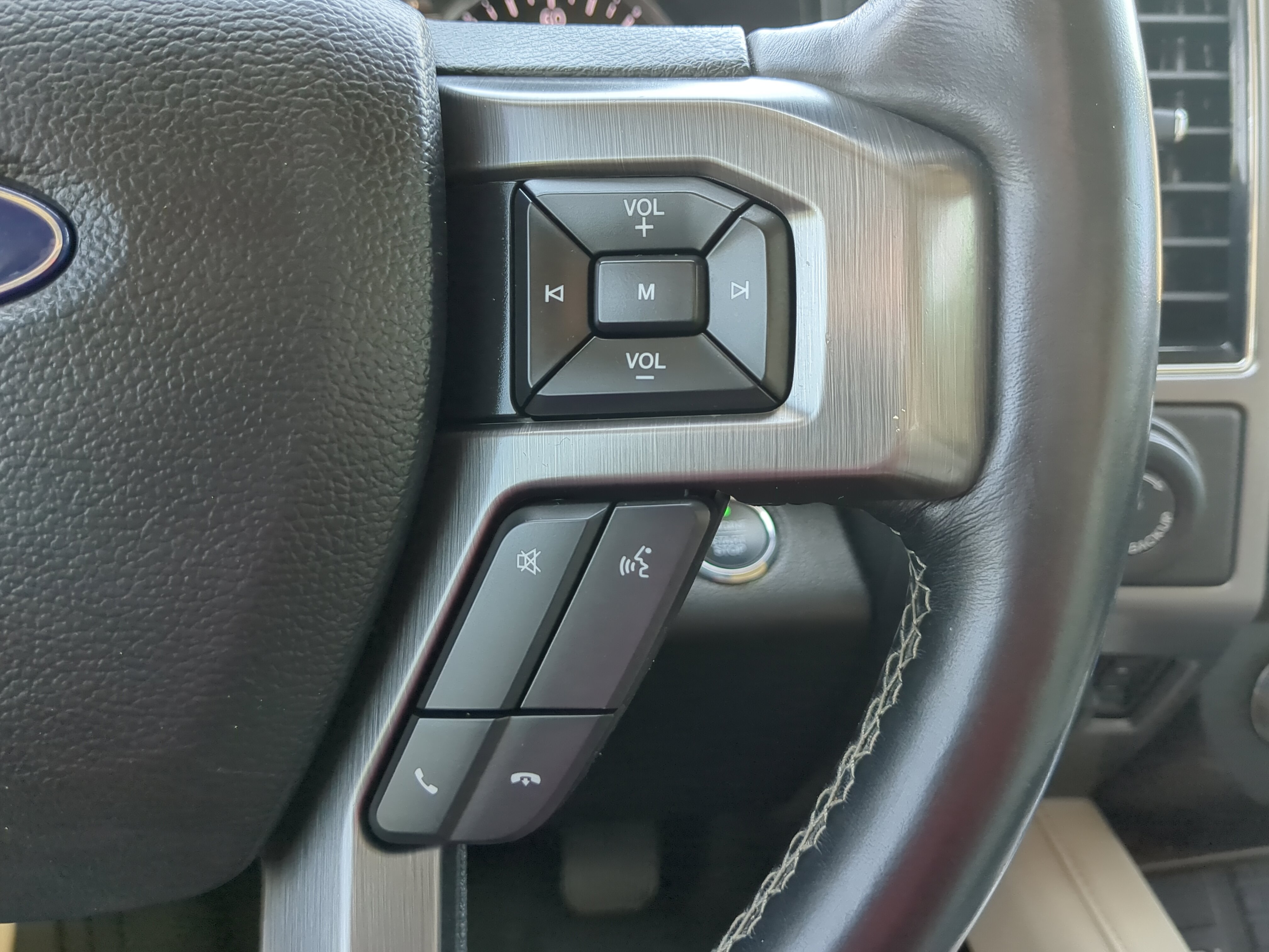 Certified 2018 Ford Expedition Max Platinum AWD/4WD image 25