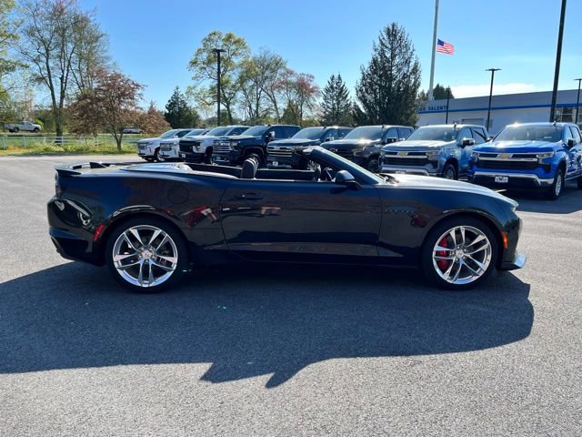 Used 2024 Chevrolet Camaro LT image 5