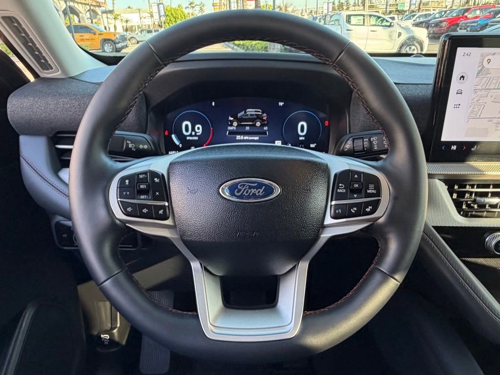 Used 2025 Ford Explorer Active image 20