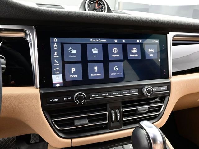 Certified 2020 Porsche Macan image 10