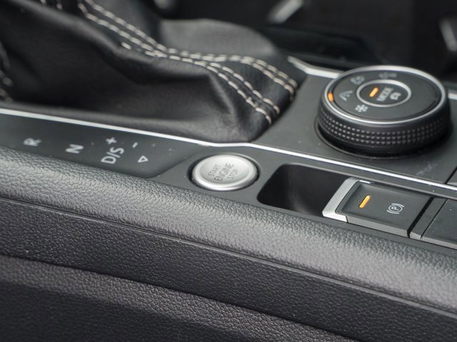 Used 2023 Volkswagen Atlas SE w/ Black Wheel Package image 29