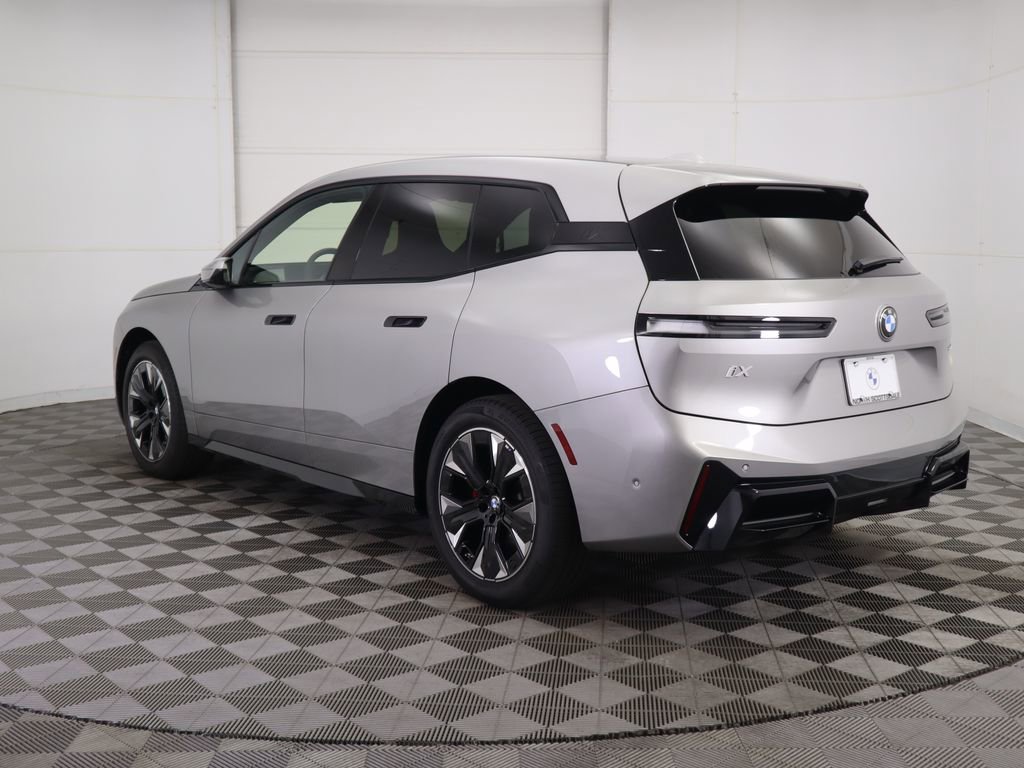 New 2026 BMW iX xDrive45 w/ M Sport Package image 7