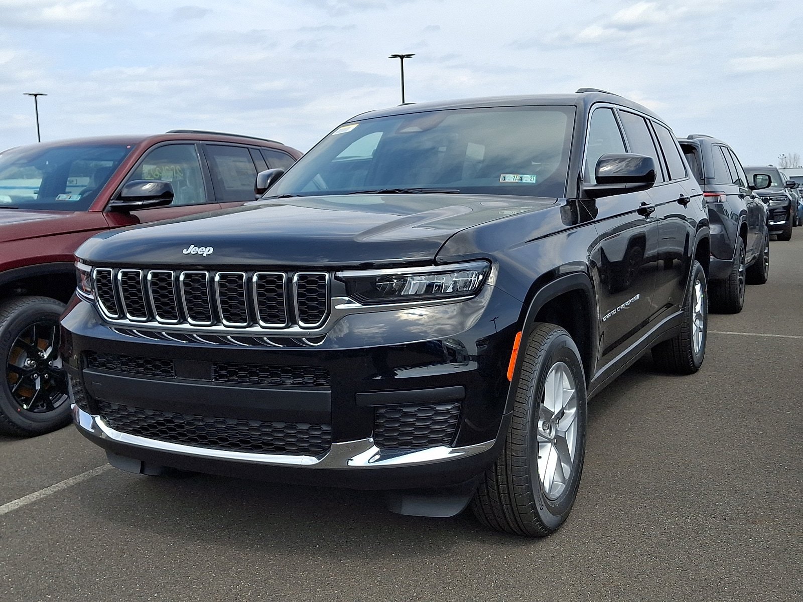 New 2026 Jeep Grand Cherokee L 4WD image 3