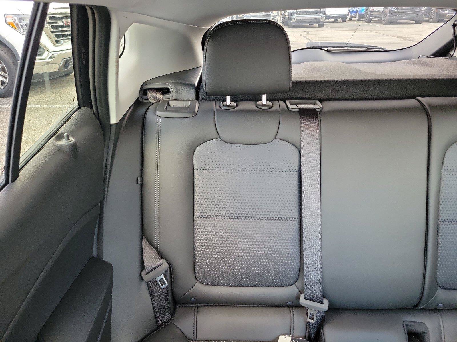 Used 2026 Chevrolet Trax LT FWD image 12