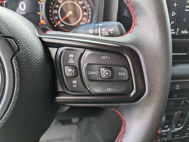 Used 2024 Jeep Wrangler Rubicon AWD/4WD image 35