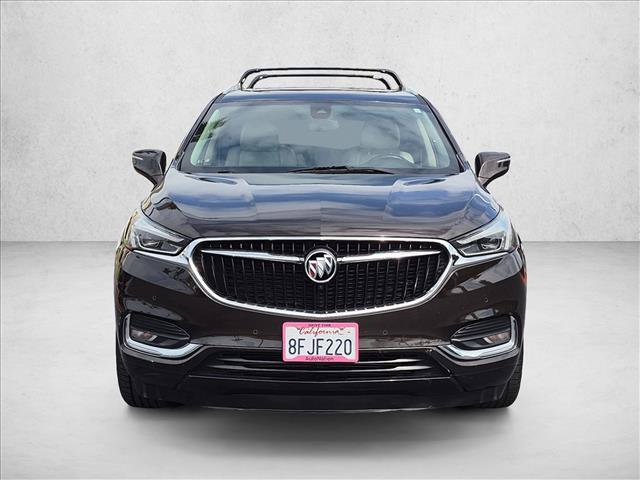 Used 2018 Buick Enclave Premium w/ Experience Buick Package FWD image 2