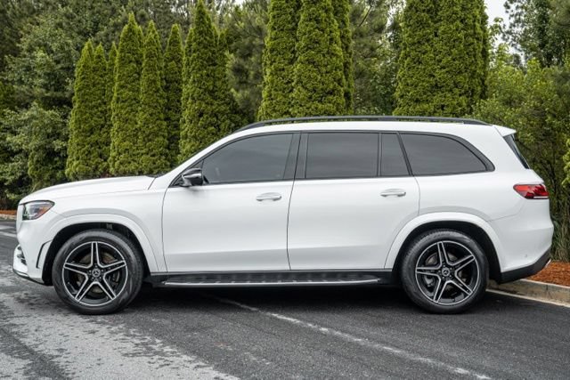 Used 2023 Mercedes-Benz GLS 450 4MATIC w/ AMG Line Exterior image 9