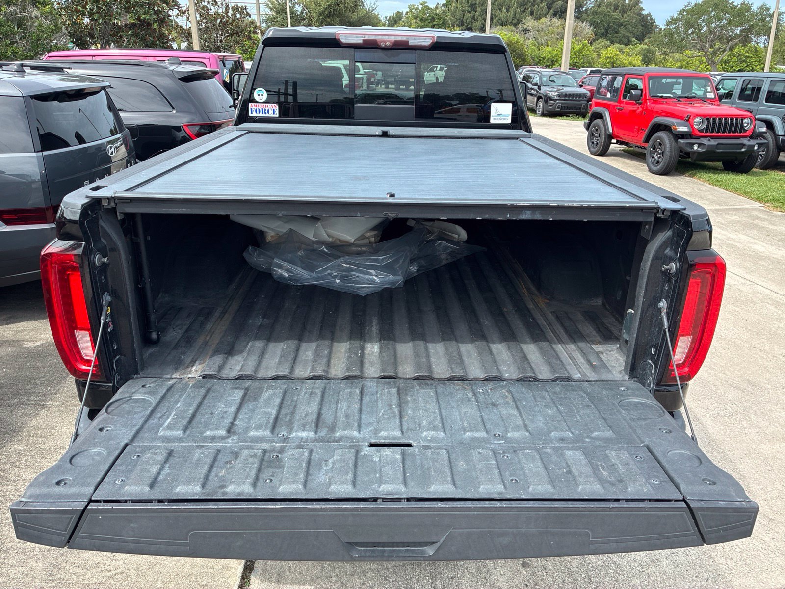 Used 2020 GMC Sierra 2500 AT4 w/ AT4 Premium Package AWD/4WD image 36