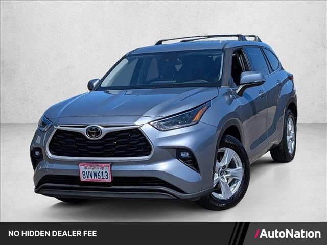 Used 2021 Toyota Highlander LE