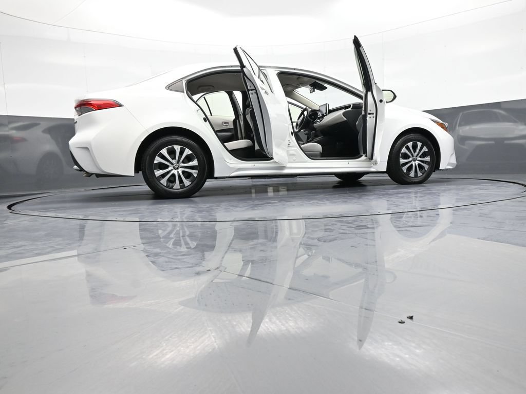 Certified 2020 Toyota Corolla LE FWD image 46