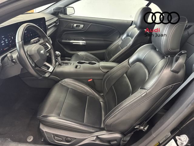 Used 2025 Ford Mustang Premium RWD image 27
